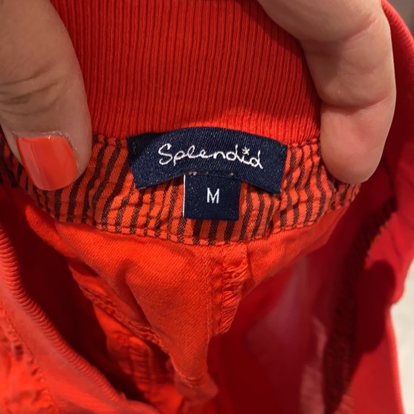 Splendid red shorts - Picture 3 of 3